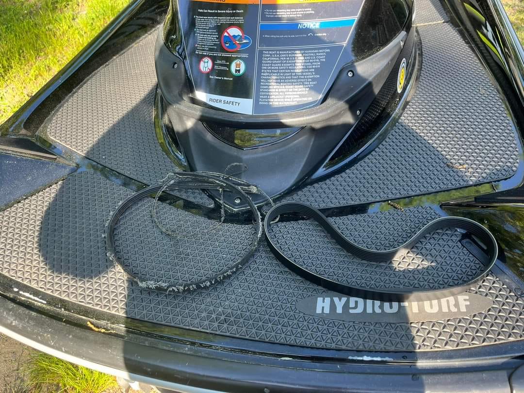 Cómo comprobar el número de casco HIN, CIN o WIN de una moto de agua