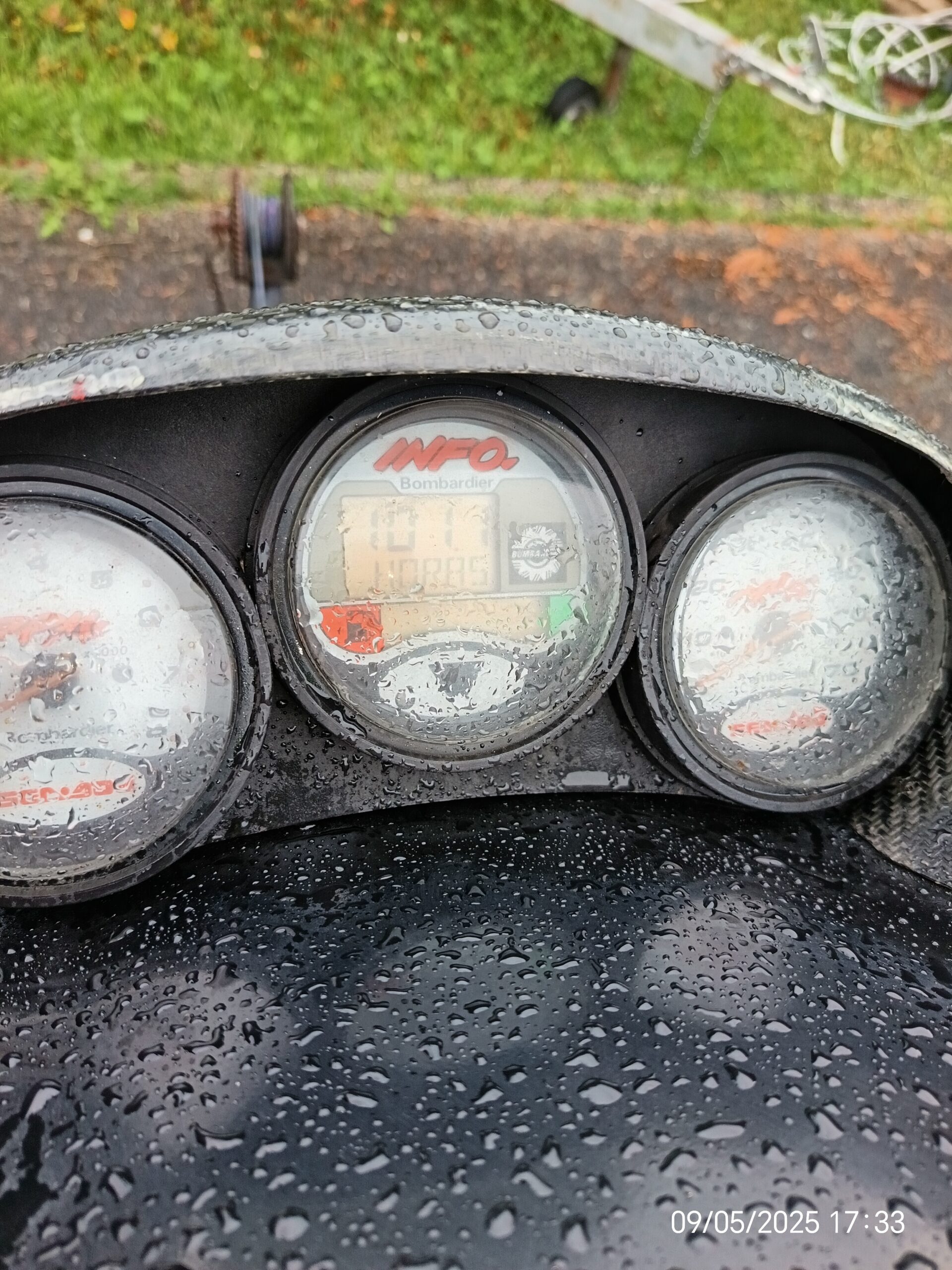 Cuántas horas dura una moto de agua
